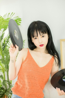 上别人丰满人妻完结